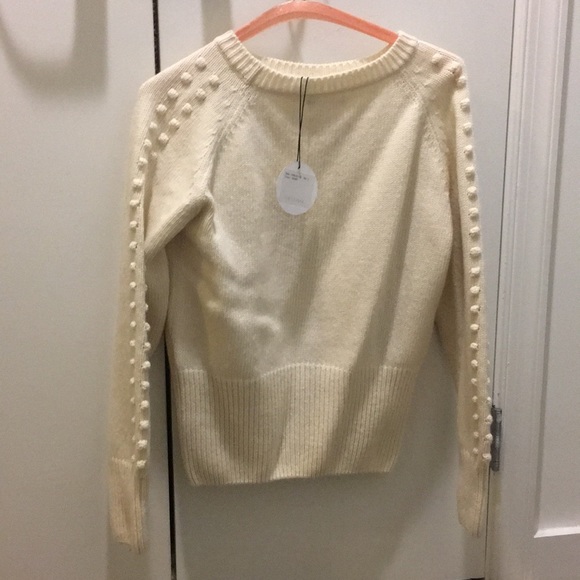 Lovely Pepa NWT Ivory Sweater - Picture 4 of 4